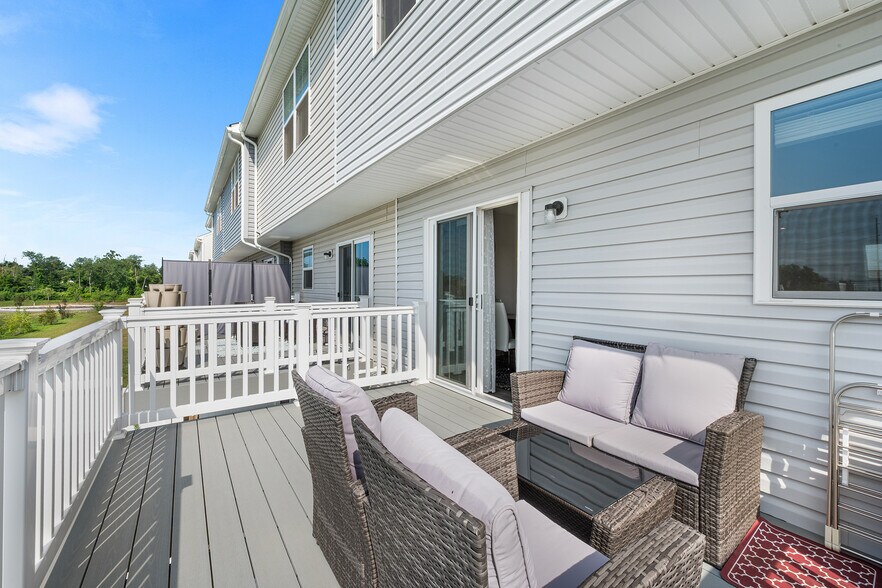 Building Photo - 26 L Wendowski St