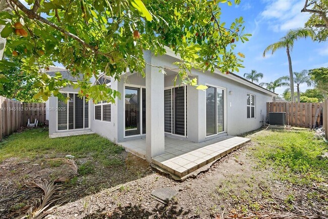 Building Photo - 12340 SW 144th Terrace