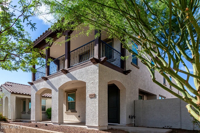 Building Photo - 15142 W Sherman St