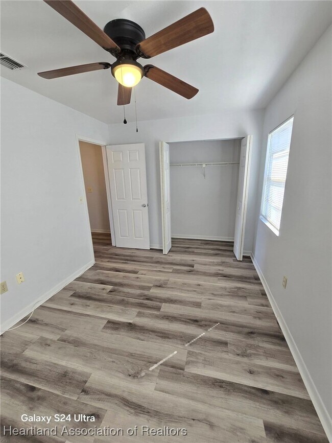 Building Photo - 341 US-27