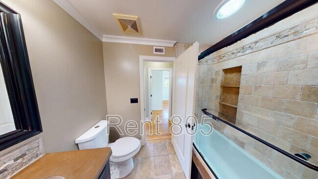 Building Photo - 1239 Rotella St