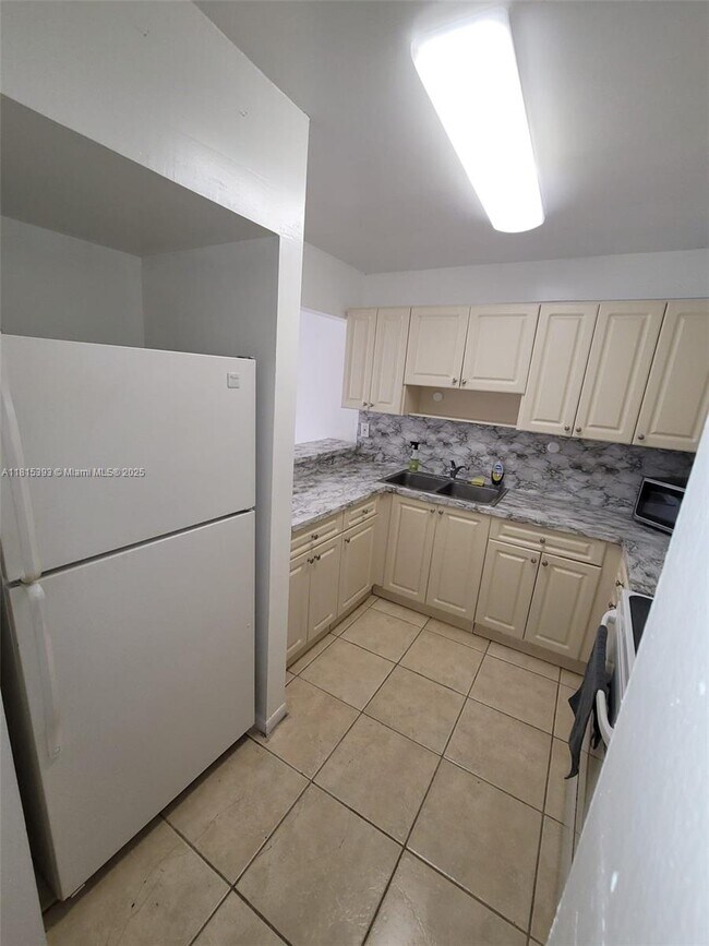 Building Photo - 6990 NW 186th St
