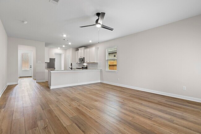 Building Photo - 1126 Campside Dr