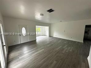 Building Photo - 1645 NE 175th St