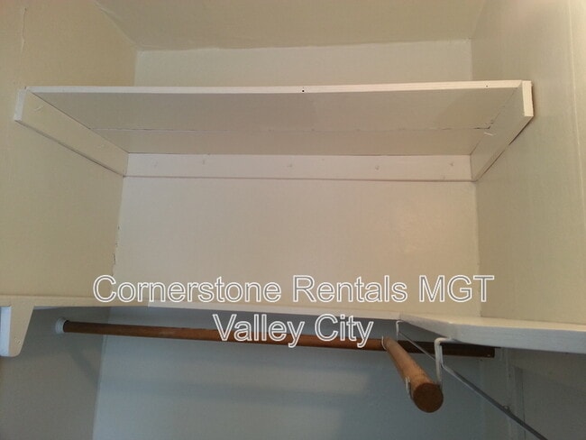 Building Photo - 309 College St SE