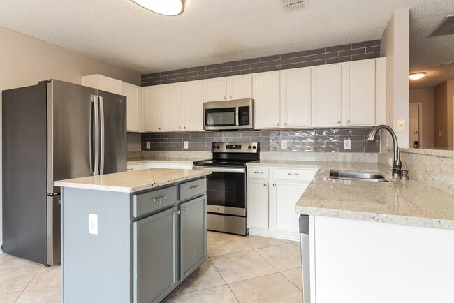 Building Photo - 813 Post Oak Trail