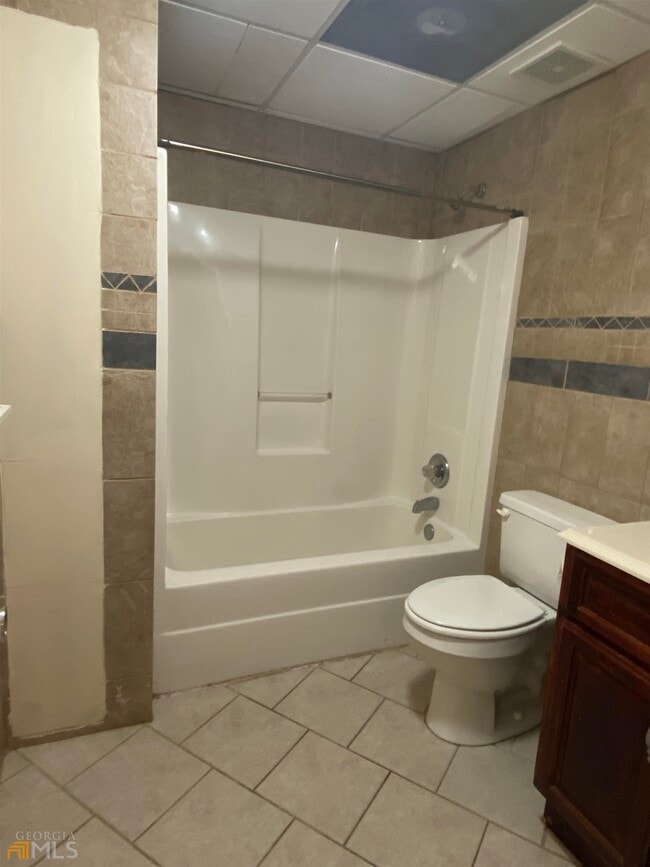 Building Photo - 5120 Roxton Ln