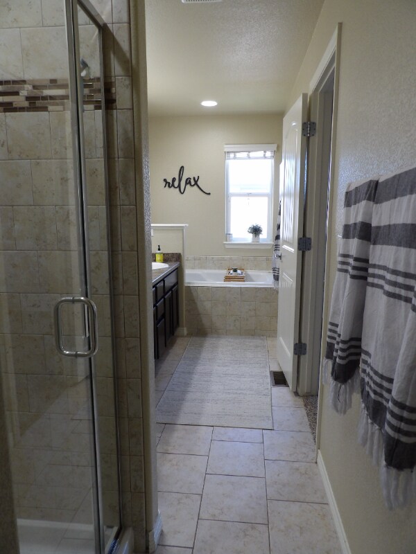 Building Photo - 6343 Wallowing Way