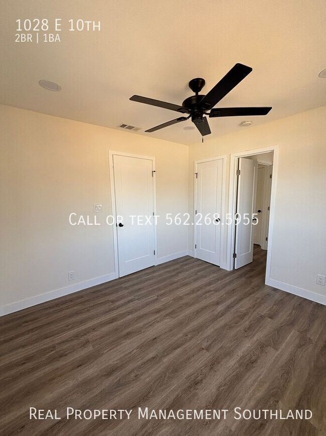 Building Photo - 1028 E 10th-
