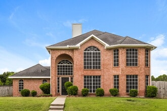 Building Photo - 113 Dennis Dr