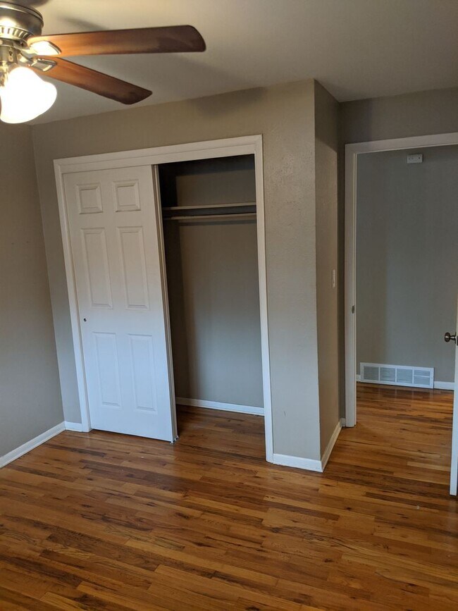 Building Photo - Osceola Duplex