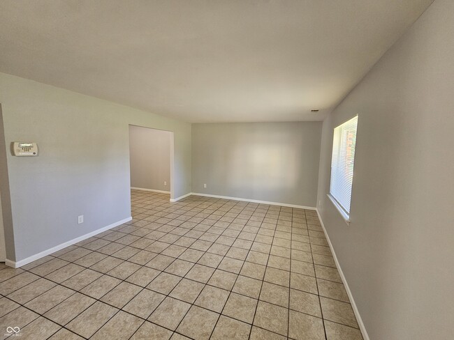 Building Photo - 6314 Commons Dr