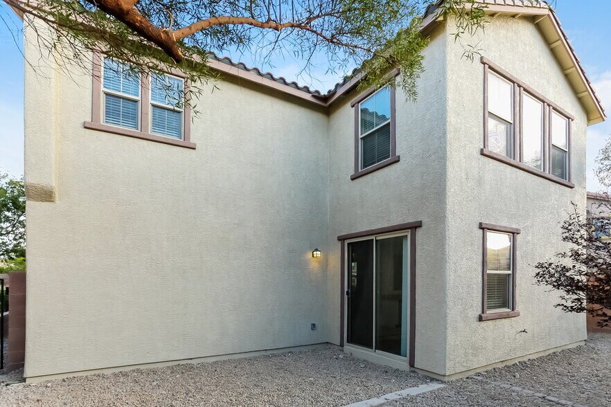 Building Photo - 10751 W Broxden Junction Ave