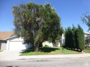 Building Photo - Tempo Tract Community 3 Bedroom Rental Hom...