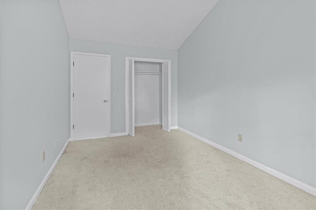 Building Photo - 430 Booth Cir SW