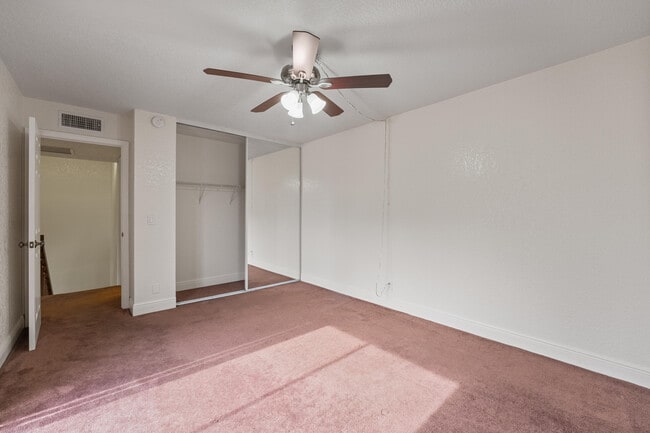 Building Photo - 156 Lake Arbor Dr