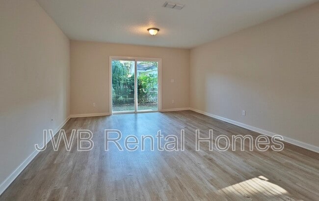 Building Photo - 3033 Post St