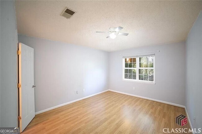 Building Photo - 2165 S Milledge Ave