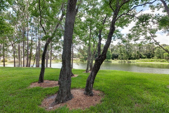 Building Photo - FOR RENT AND READY FOR IMMEDIATE OCCUPANCY! STUNNING LAKE VIEWS • 3 BEDROOMS • 2.5 BATHROOMS • AT...