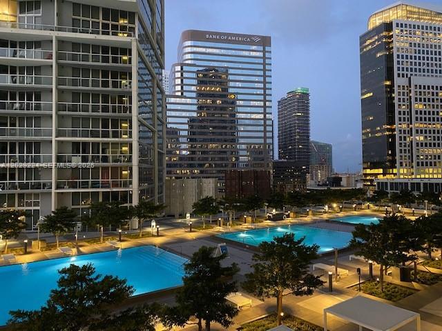 Building Photo - 475 Brickell Ave