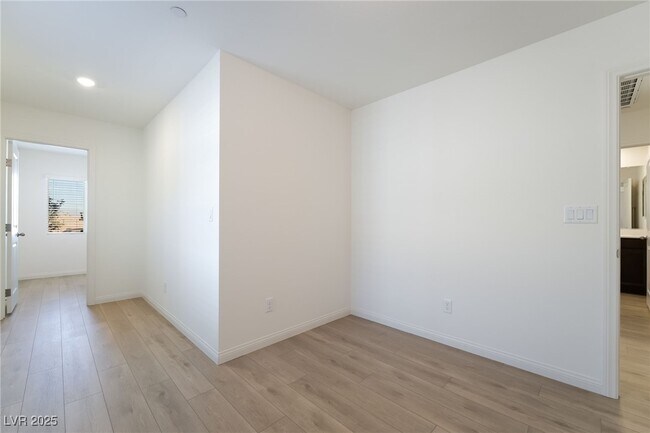 Building Photo - 3895 Riley Rose Ave