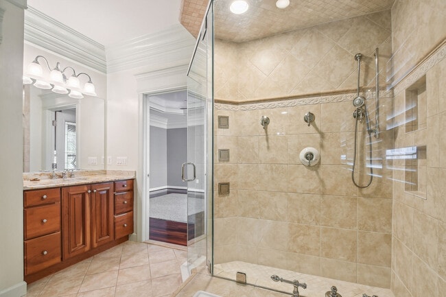 Building Photo - 43286 Canal Creek Pl