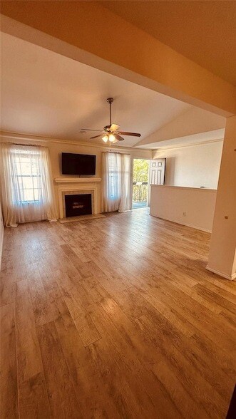 Building Photo - 8750 Park Ln