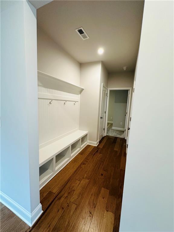 Building Photo - 4800 Sierra Creek Dr NE