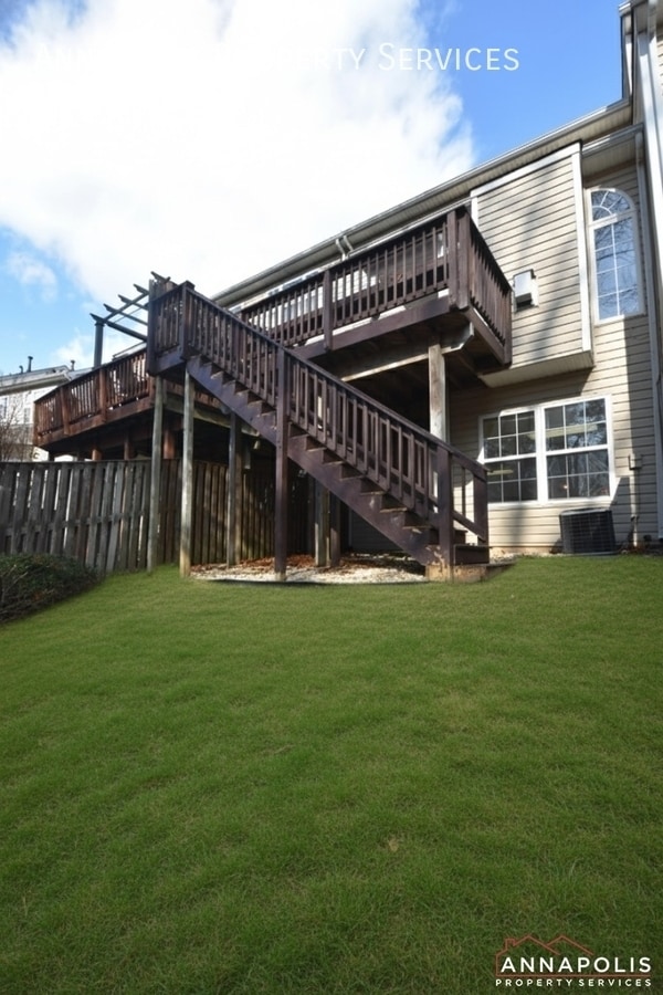 Building Photo - 2530 Running Wolf Trl