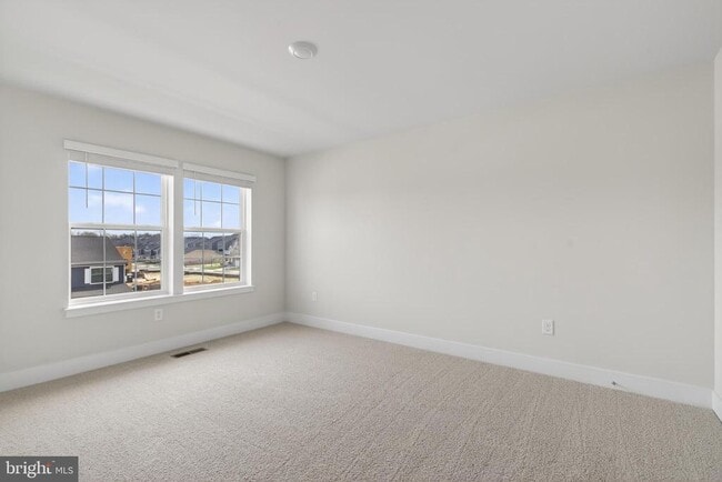 Building Photo - 5225 Manor Park Dr