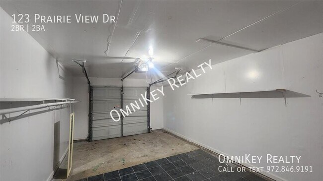 Building Photo - 123 Prairie View Dr