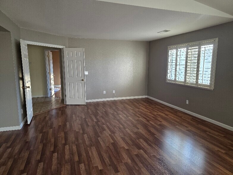 Building Photo - 2816 Almond St