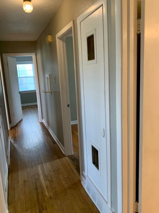 Building Photo - 5853 Holloway St