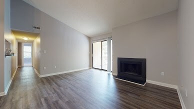 Building Photo - 920 Bryan Pl