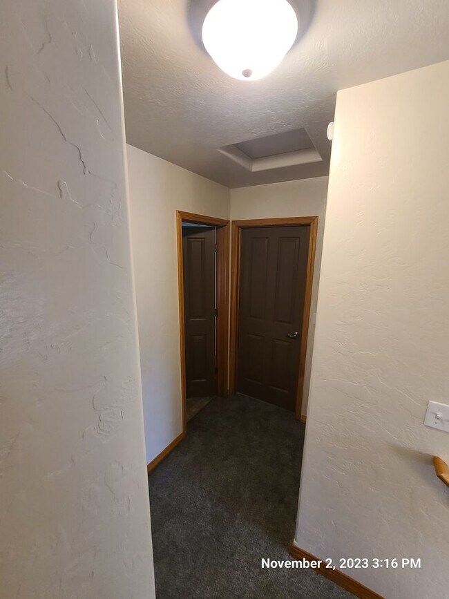 Building Photo - 2418-2420 Ernest