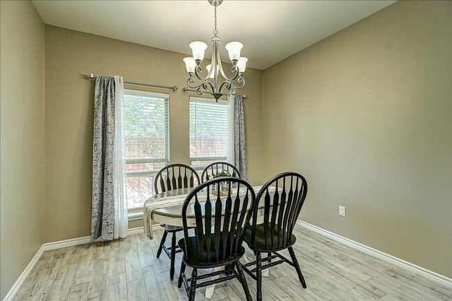 Building Photo - 5817 Bella Di Giorno Dr