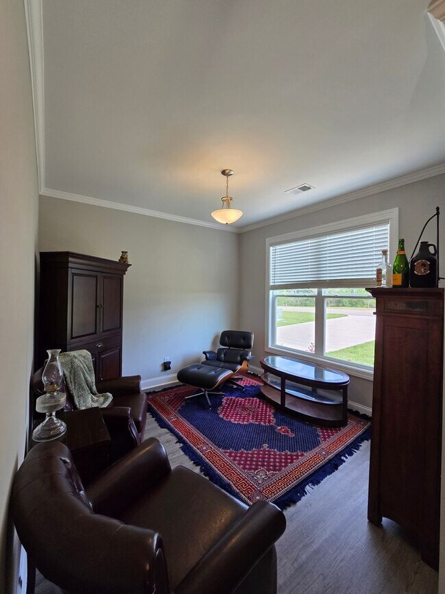 Building Photo - Rare find in Camden, SC - Gorgeous home on...