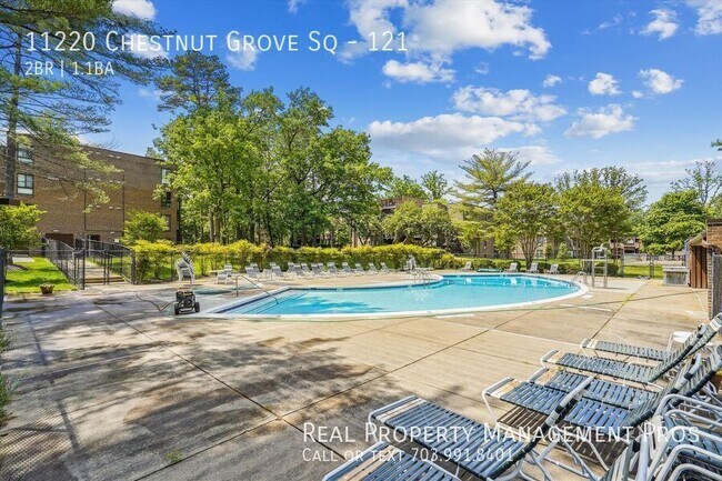 Building Photo - 11220 Chestnut Grove Square