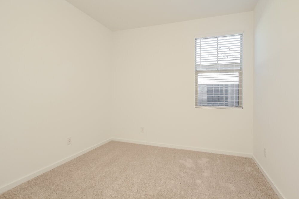 Building Photo - 11022 W Marguerite Ave