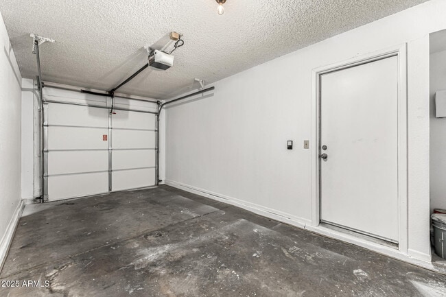 Building Photo - 14002 N 49th Ave