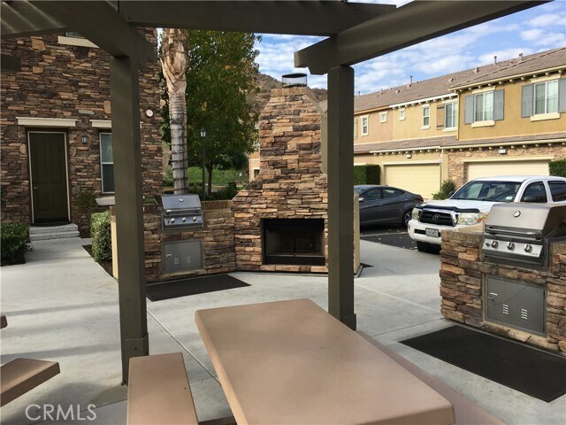 Building Photo - 30505 Canyon Hills Rd