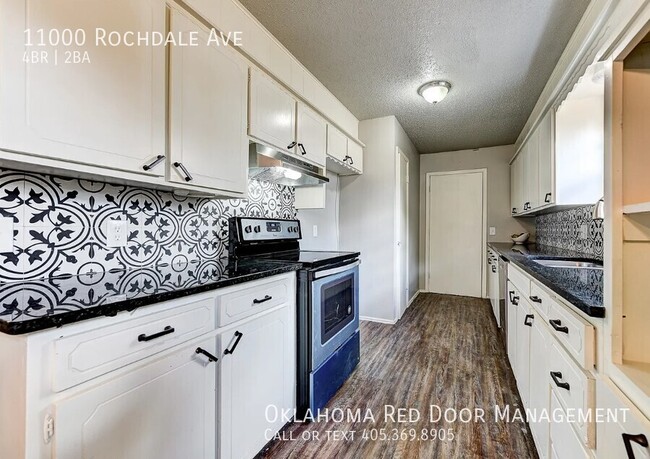 Building Photo - 11000 Rochdale Ave