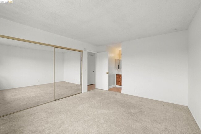 Building Photo - 981 Cheryl Ann Cir