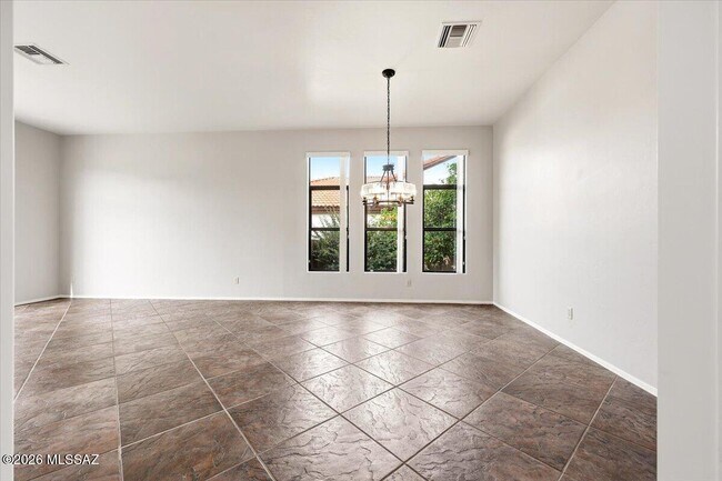 Building Photo - 10961 E Siskin Pl