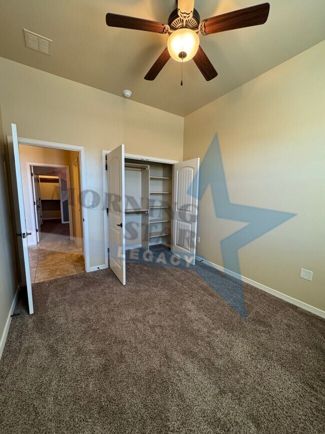 Building Photo - 3127 Agua Ladoso Ave