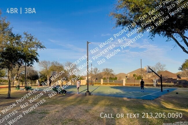 Building Photo - 9006 La Junta