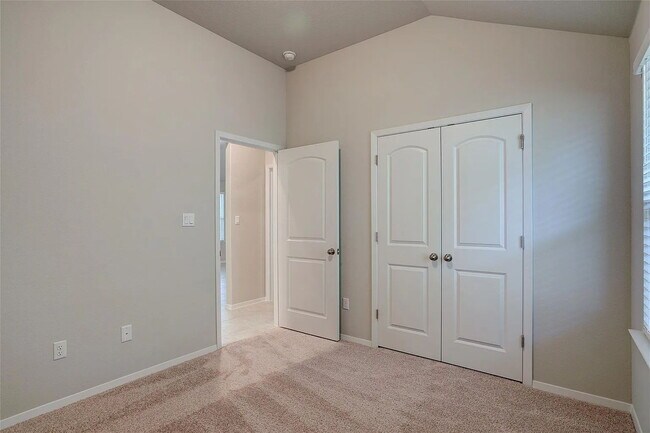 Building Photo - 171 White Dunes Dr