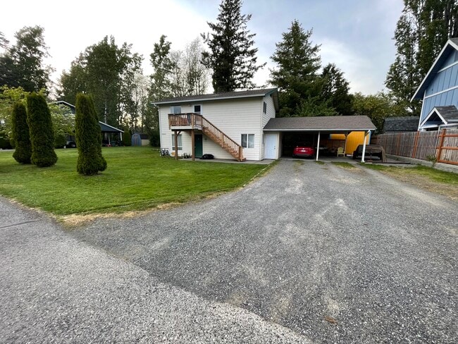 Primary Photo - 2800-1 W Indiana St