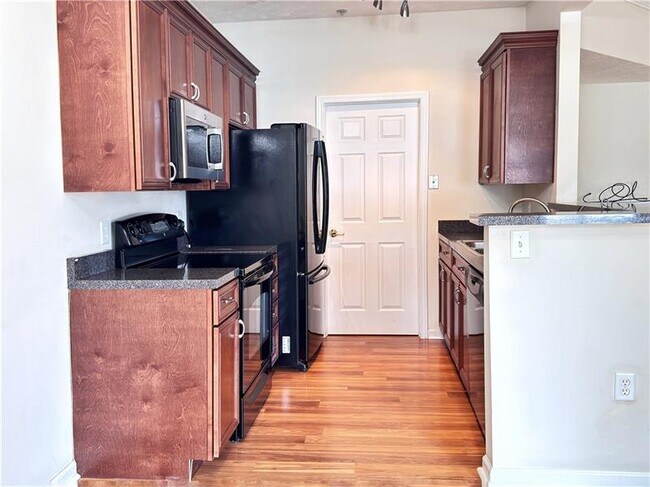 Building Photo - 203 Sonie Dr