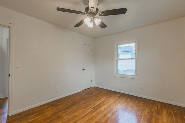 Building Photo - 43 3rd St